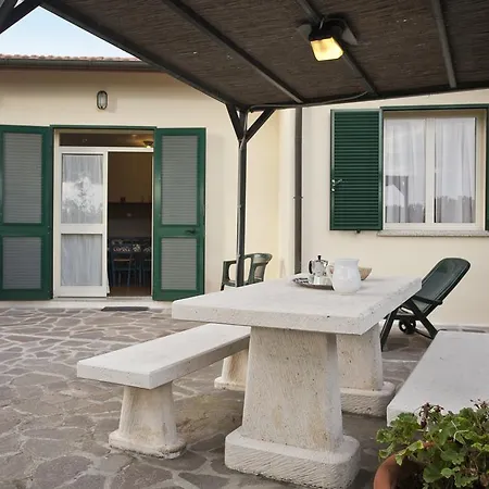 Villino Le Sughere *